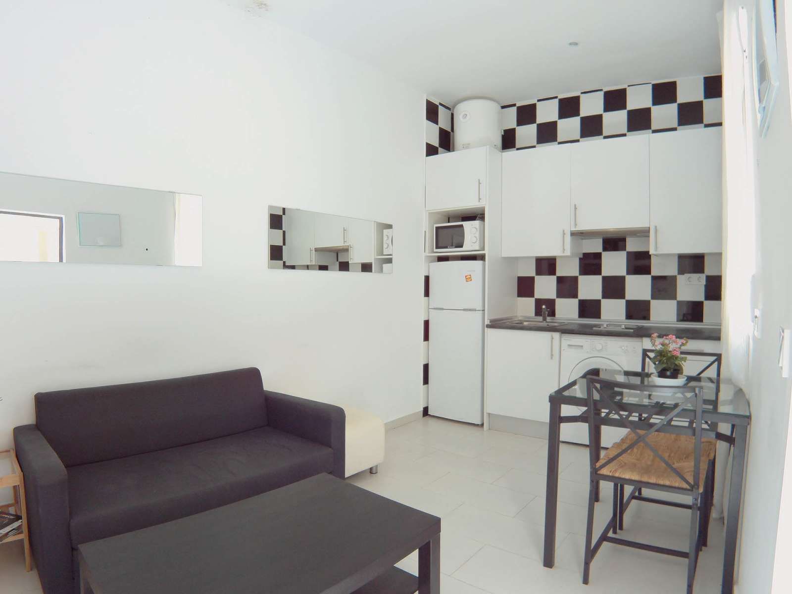 Sala d'estar de Apartament per a compartir en  Madrid Capital amb Aire condicionat, Calefacció i Terrassa