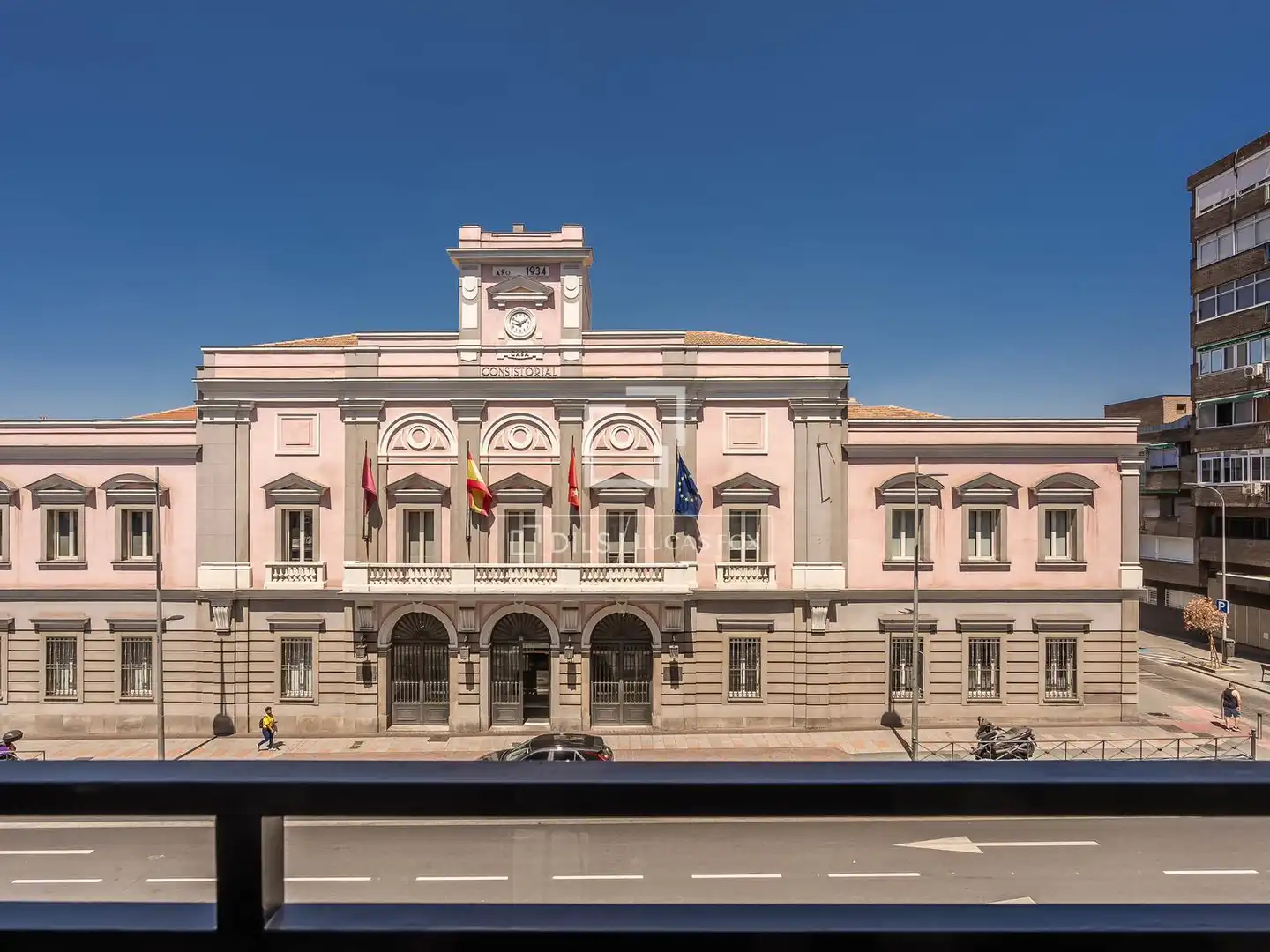 Vista exterior de Pis en venda en Madrid amb Aire condicionat i Calefacció