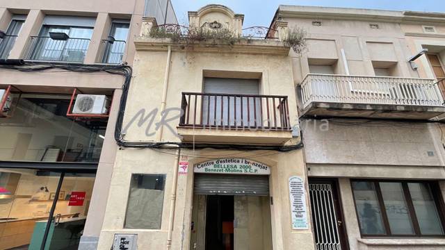 Local comercial en Alquiler en  NOU, 15 en Centre
