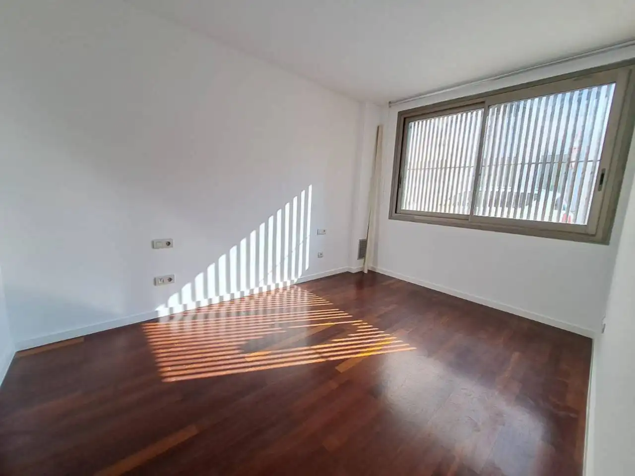 Flat for sale in Calle Lacy, Centre