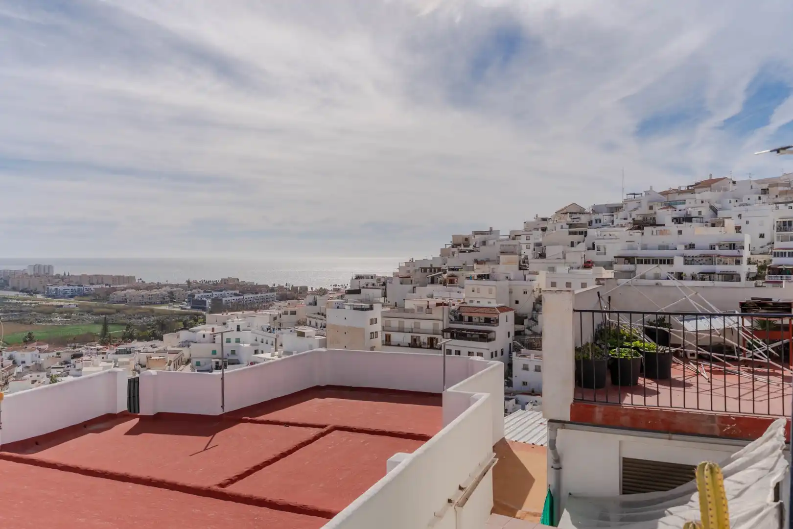 Vista exterior de Casa o chalet en venta en Salobreña con Aire acondicionado, Calefacción y Terraza