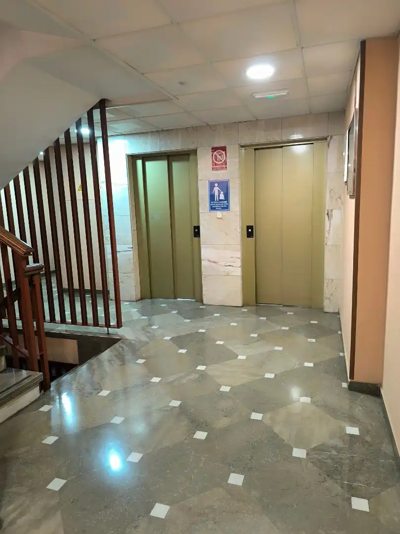 Apartament amb ascensor de lloguer a Camino de Ronda 122, imagen 16