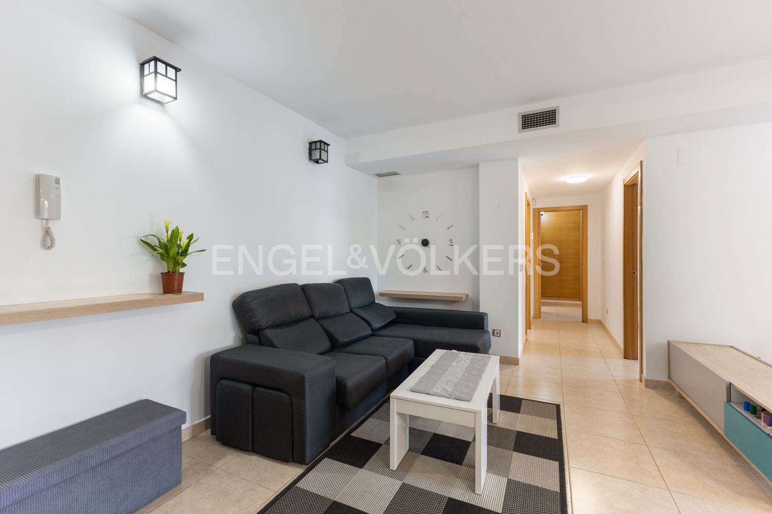 Sala d'estar de Apartament en venda en San Jorge / Sant Jordi amb Calefacció i Jardí privat