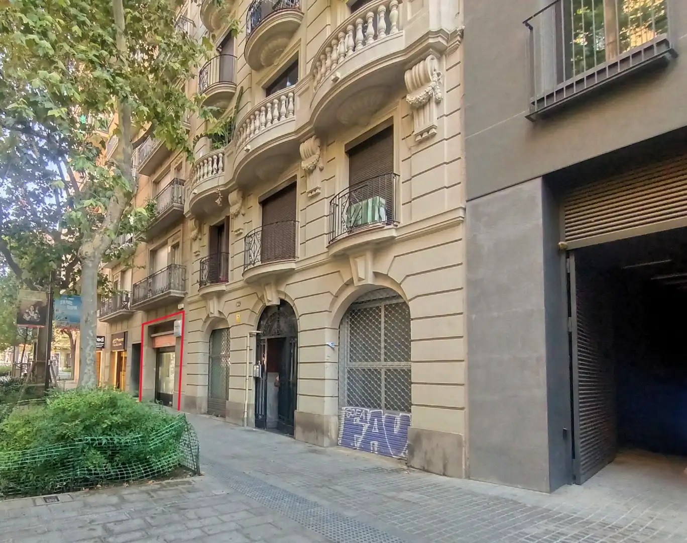 Vista exterior de Local de lloguer en Barcelona
