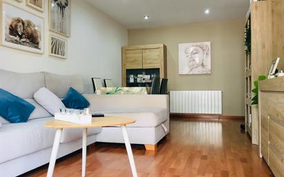 Bedroom of Flat for sale in Corbera de Llobregat  with Heating, Terrace and Oven