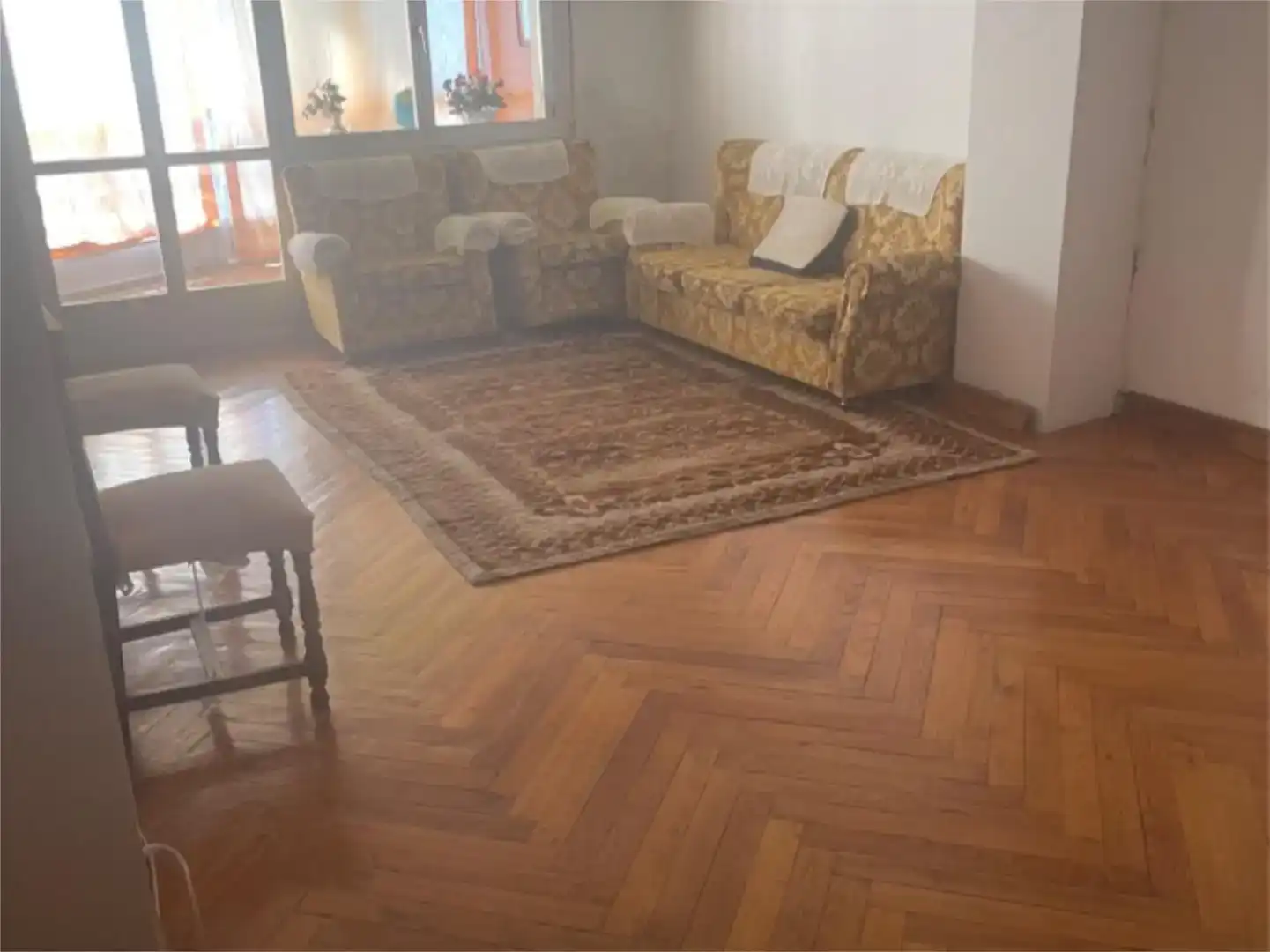 Sala de estar de Piso en venta en Viana do Bolo con Parquet y Balcón