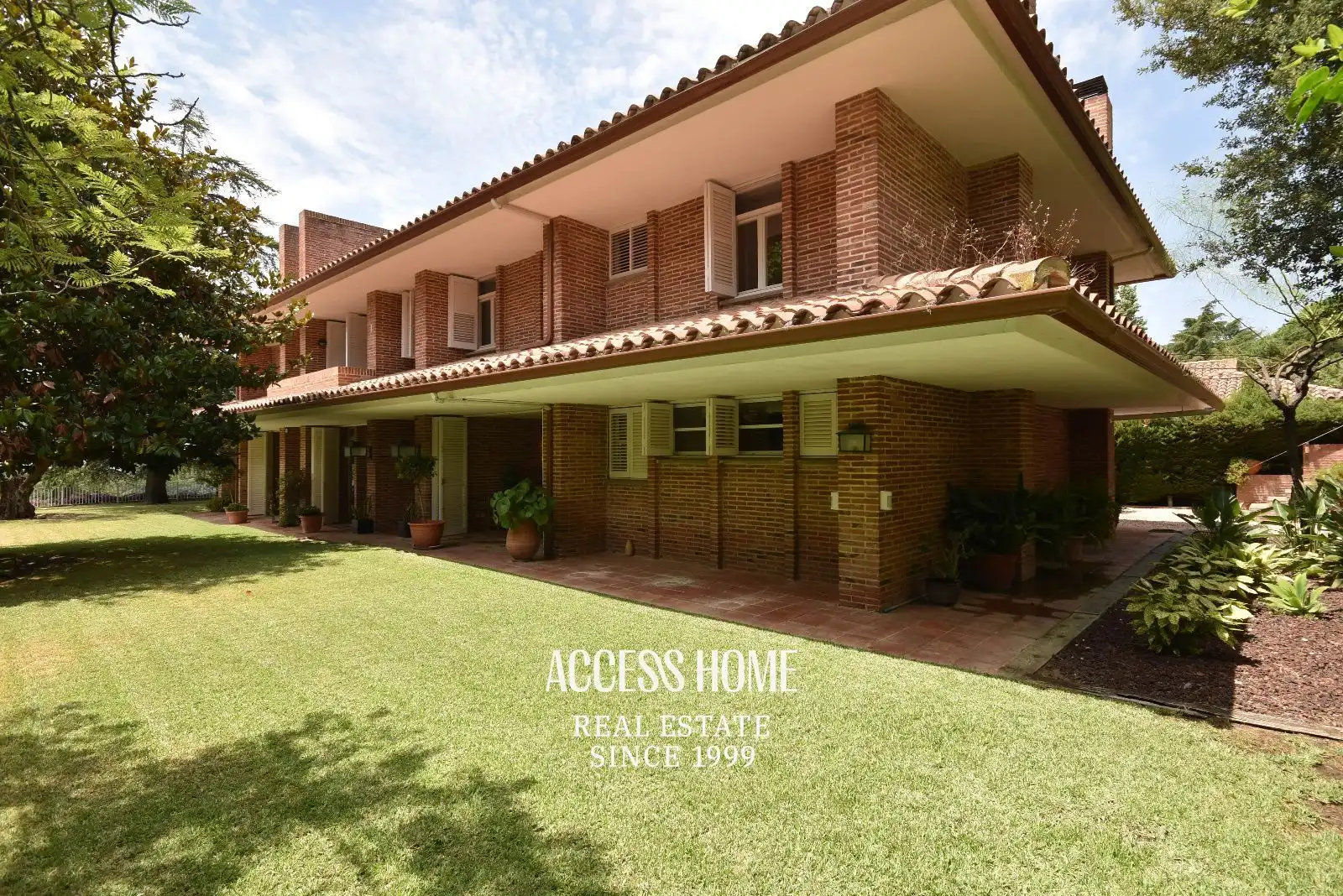 Detached house with pool for sale in Montalnou - Milans del Bosc, imagen 2
