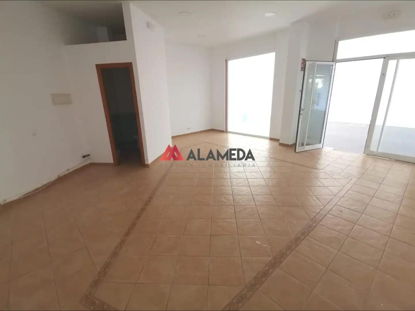 Local en venda en Chiclana de la Frontera amb Aire condicionat