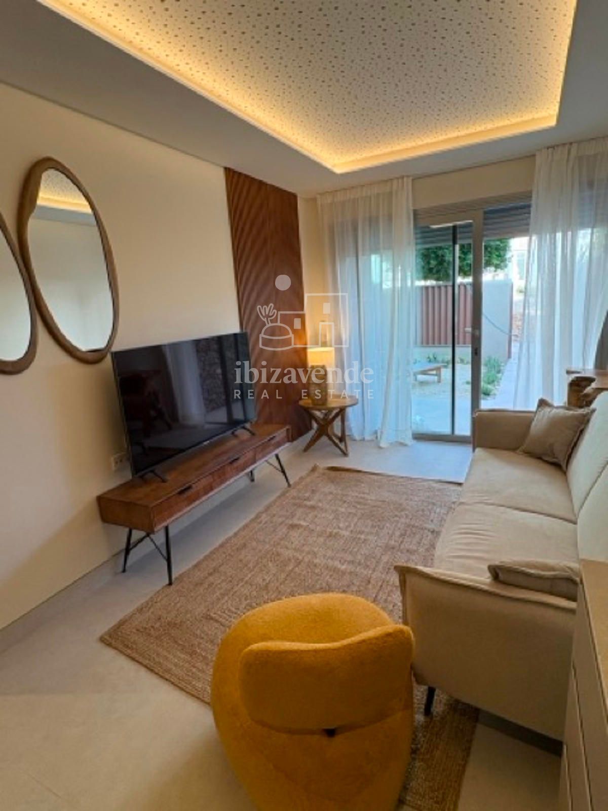 Living room of Flat for sale in Sant Antoni de Portmany  with Air Conditioner, Heating and Private garden