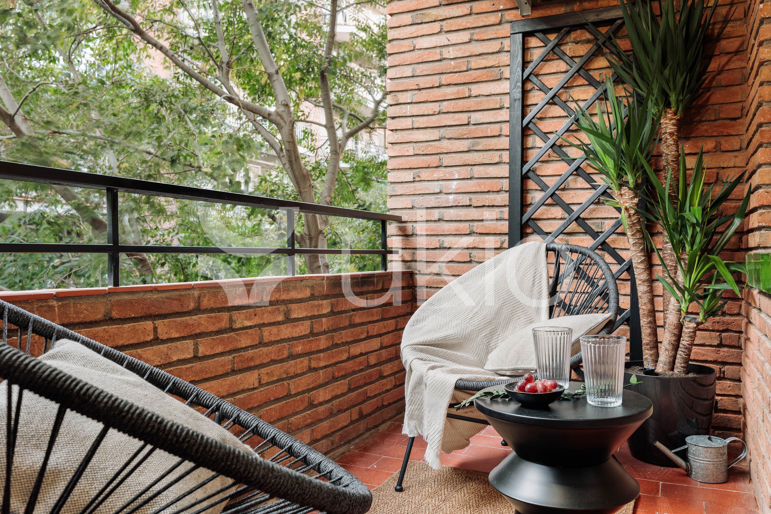 Terrassa de Apartament de lloguer en  Barcelona Capital amb Aire condicionat, Calefacció i Moblat