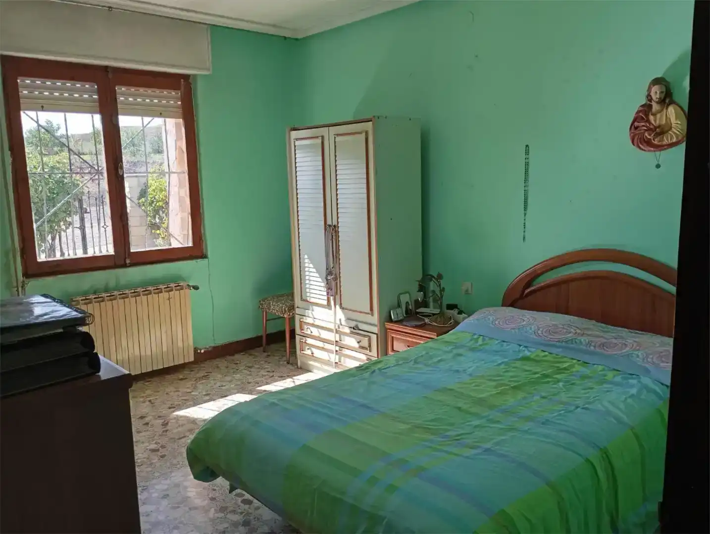 Dormitori de Casa o xalet en venda en Herrera de Pisuerga amb Jardí privat, Moblat i Forn