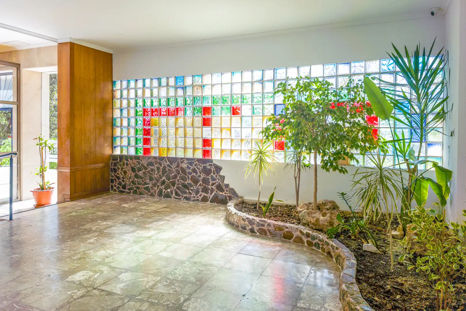 Piso en venta en Alicante / Alacant con Aire acondicionado, Terraza y Amueblado