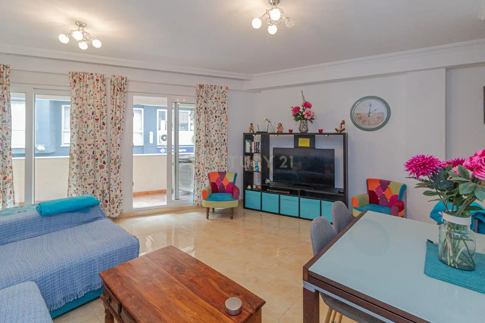 Sala de estar de Apartamento en venta en Calpe / Calp con Aire acondicionado, Trastero y Piscina comunitaria