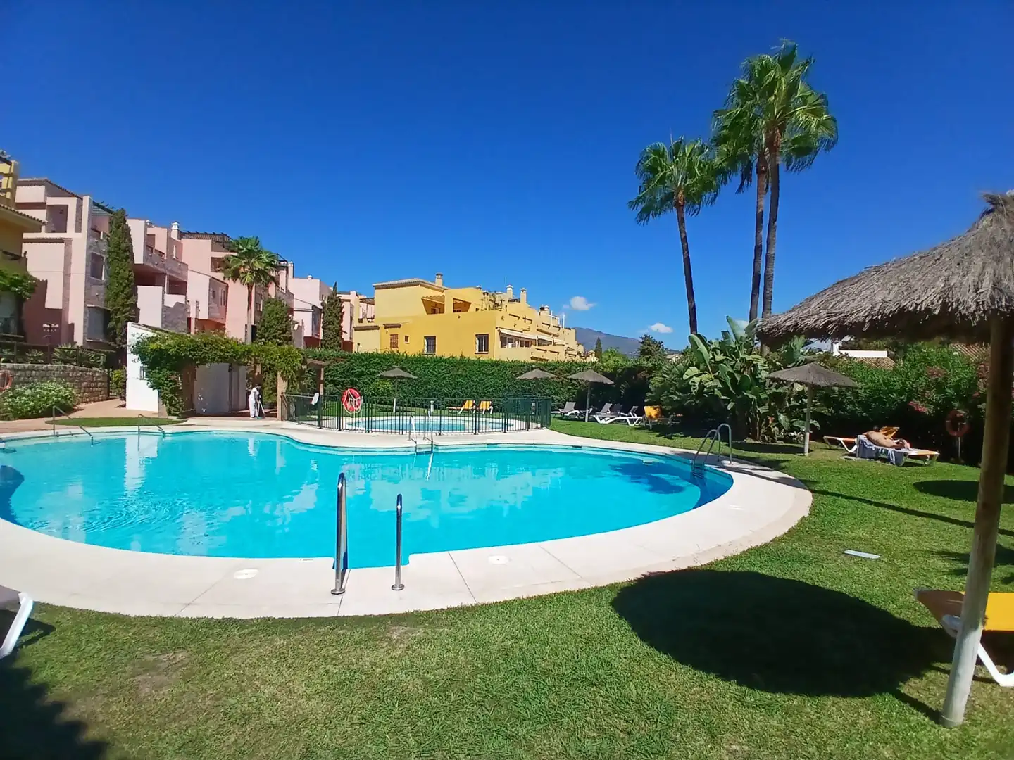 Vista exterior de Planta baixa de lloguer en Marbella amb Aire condicionat, Calefacció i Terrassa