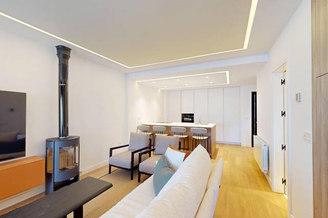 Casa adosada en Venta en Urbanizacion de Sol y Nieve, 527 en Zona alta