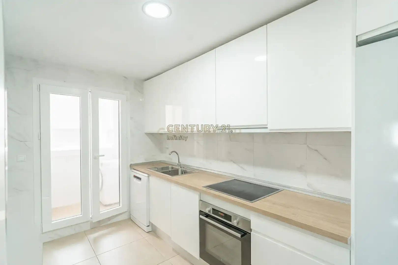 Kitchen of Flat for sale in Mijas  with Air Conditioner and Swimming Pool