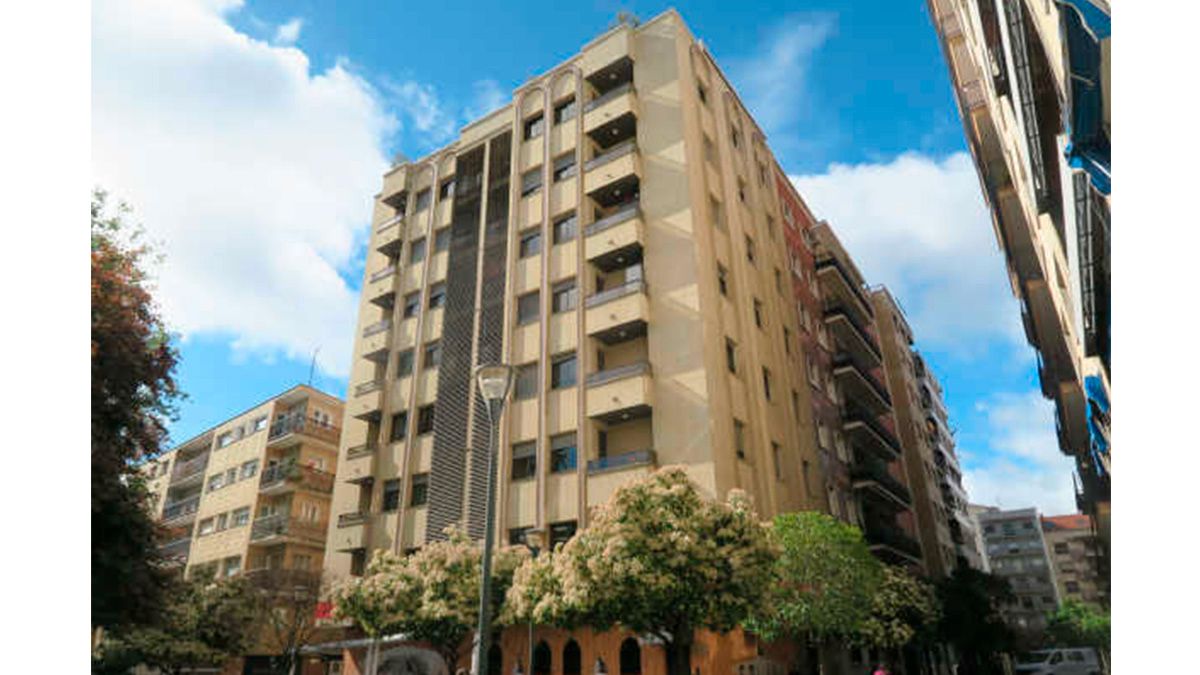 Vista exterior de Local en venda en Salamanca Capital