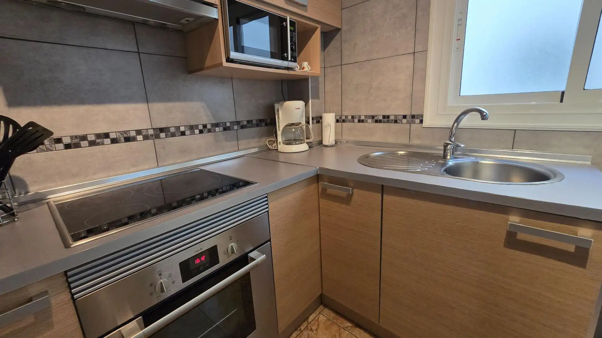 Cuina de Pis en venda en Elche / Elx amb Aire condicionat, Terrassa i Moblat