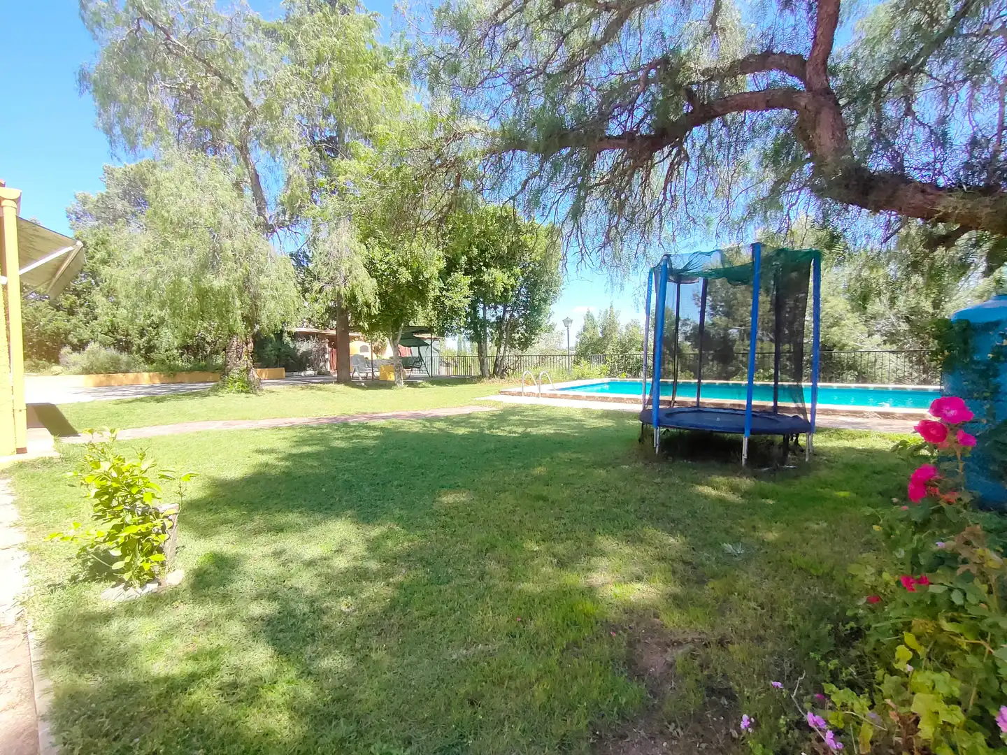Swimming pool of Houses for sale in Godelleta  with Air Conditioner, Private garden and Terrace