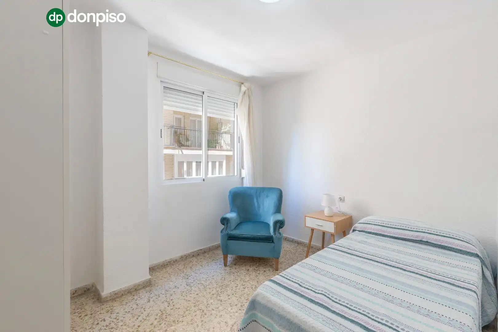 Habitación de Piso en venta en Granada con Terraza