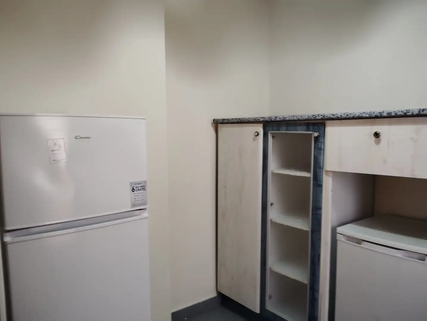 Cuina de Apartament en venda en Cáceres amb Moblat