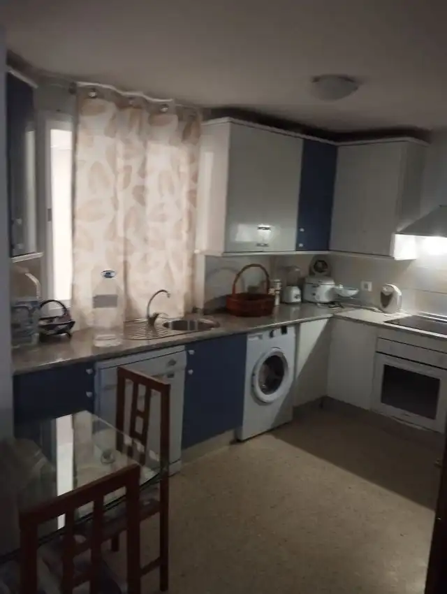 Kitchen of Flat for sale in Algeciras  with Storage room