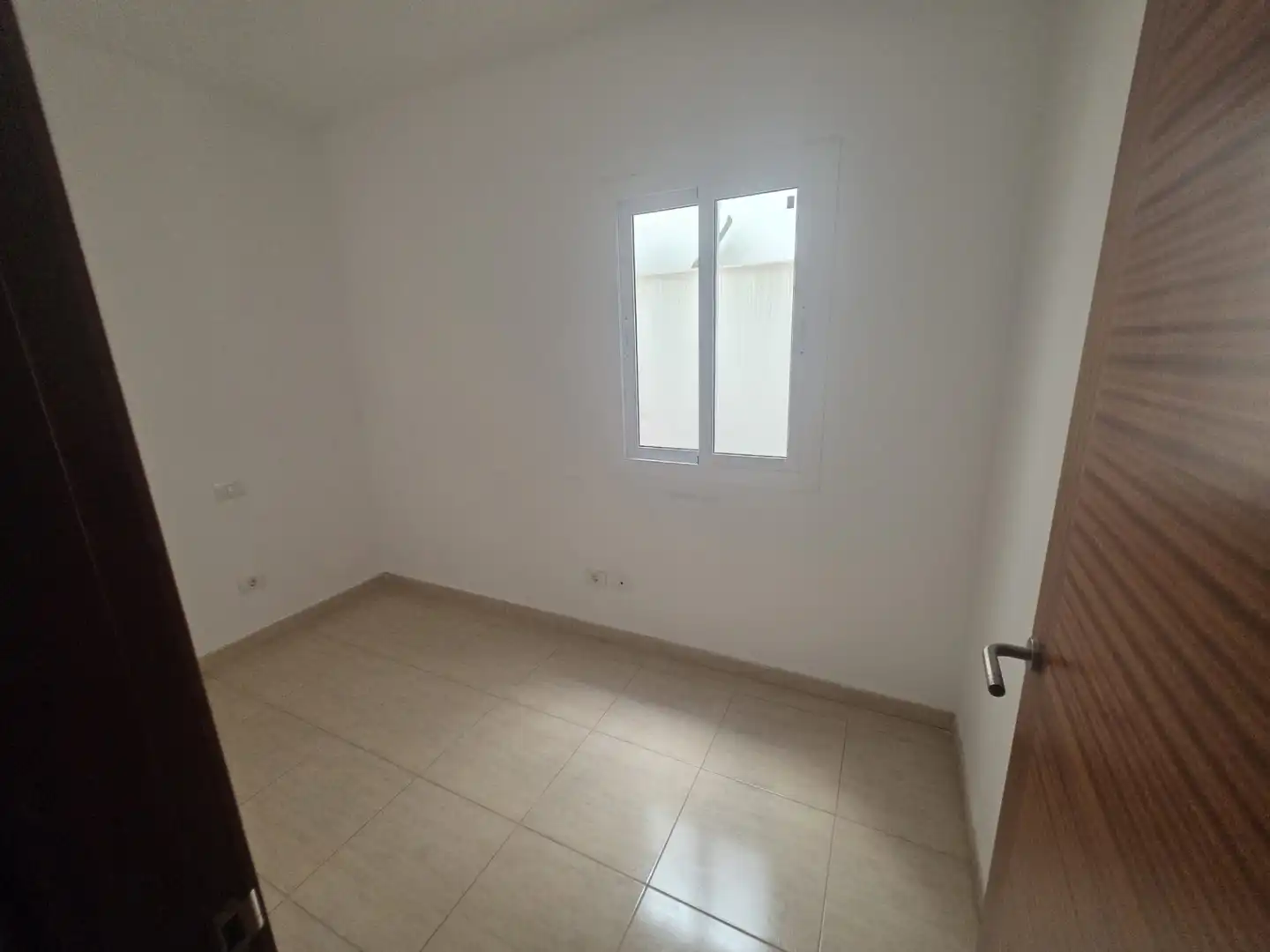 Piso con ascensor en venta en Calle Maninidra, imagen 3