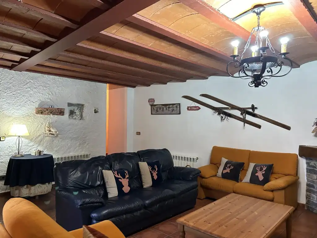 Sala d'estar de Casa o xalet en venda en Esterri d'Àneu