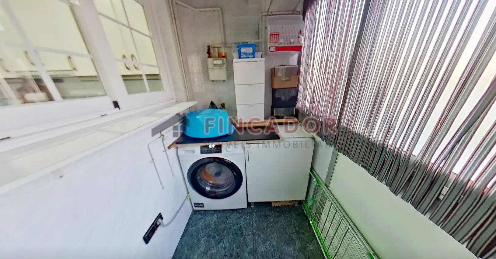 Kitchen of Flat for sale in Terrassa  with Air Conditioner and Heating
