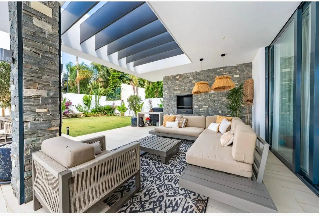 Terrassa de Casa o xalet de lloguer en Marbella amb Aire condicionat, Jardí privat i Terrassa