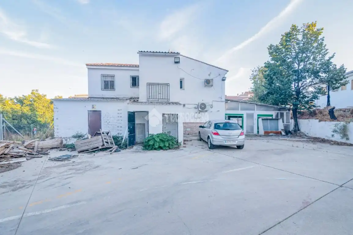 Exterior view of Houses for sale in Loja, Granada