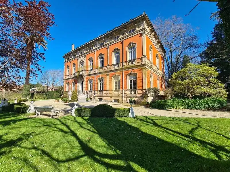 Vista exterior de Casa o xalet en venda en Gijón  amb Calefacció, Jardí privat i Terrassa