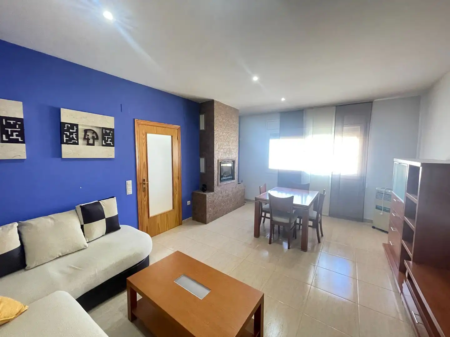 Sala d'estar de Casa o xalet en venda en L'Aldea amb Calefacció, Terrassa i Traster