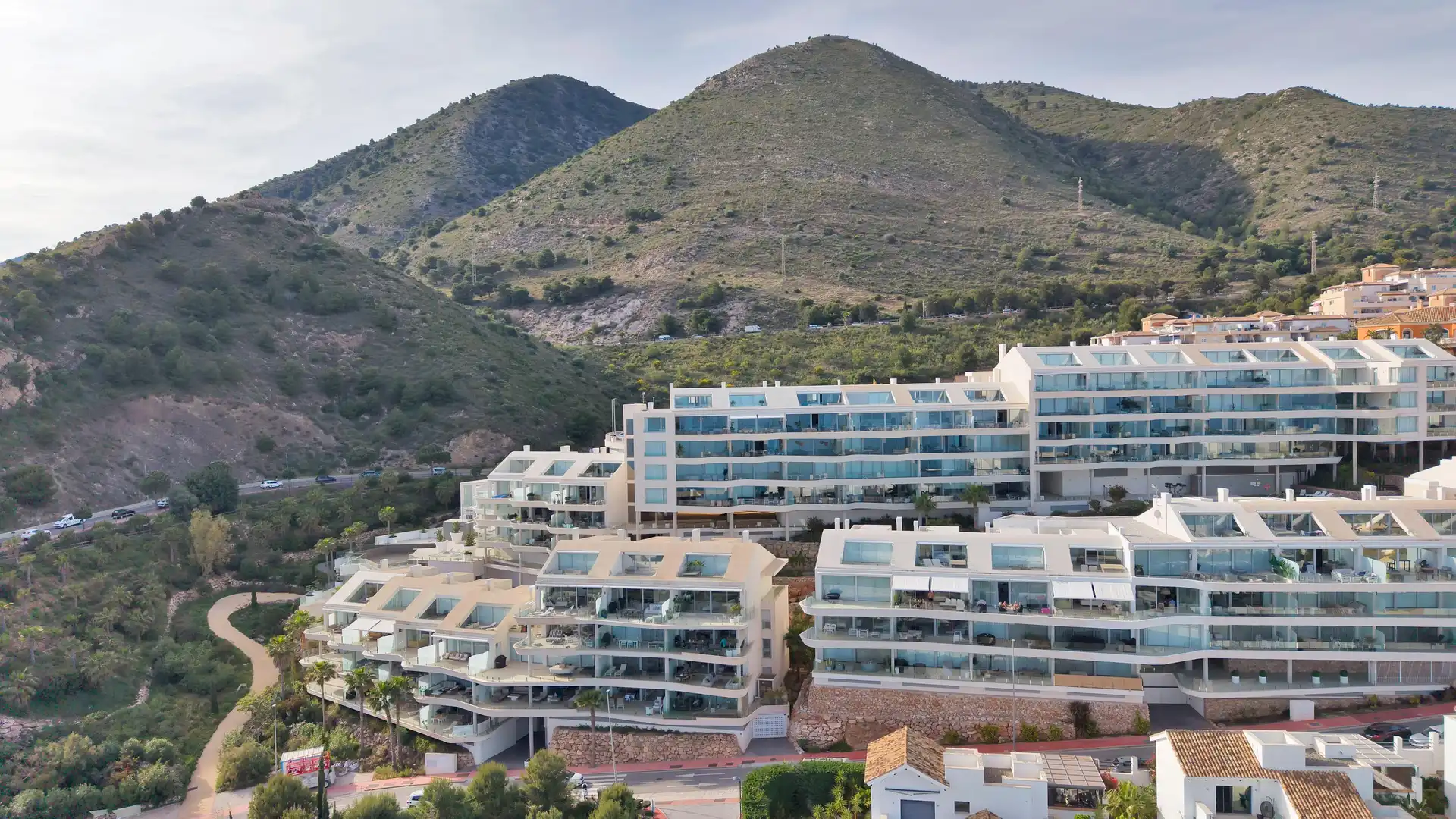 Vista exterior de Ático en venta en Benalmádena con Jardín privado, Alarma y Piscina comunitaria