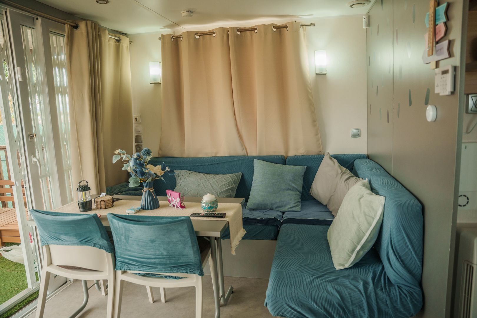 Living room of Country house for sale in Guardamar del Segura  with Air Conditioner, Heating and Terrace