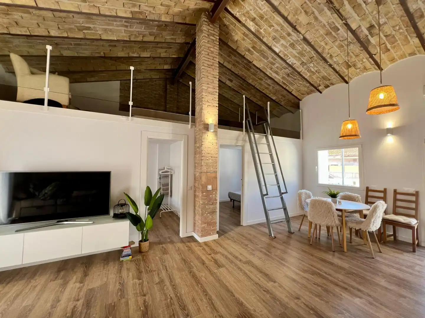 Sala de estar de Piso de alquiler en Sagunto / Sagunt con Aire acondicionado, Amueblado y Horno