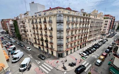 Exterior view of Flat for sale in  Madrid Capital  with Heating