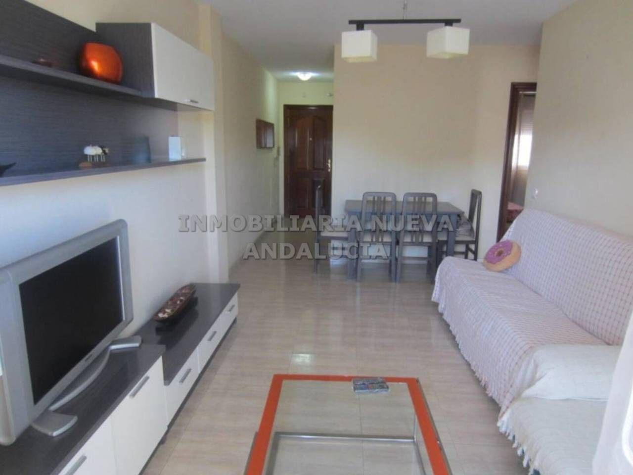 Dormitori de Pis de lloguer en Huércal de Almería amb Terrassa i Moblat