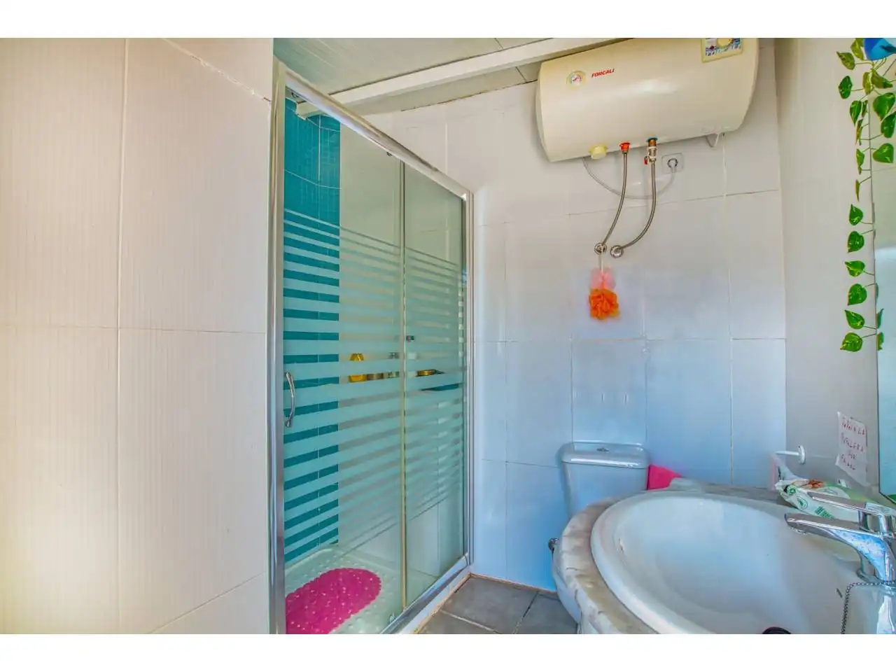 Baño de Finca rústica en venta en Alcaucín con Terraza y Piscina