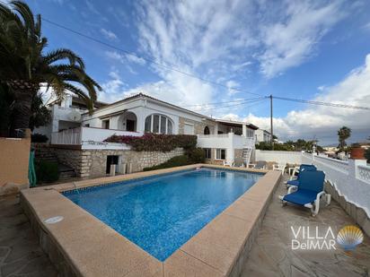 Vista exterior de Casa o xalet en venda en Calpe / Calp amb Aire condicionat, Calefacció i Jardí privat