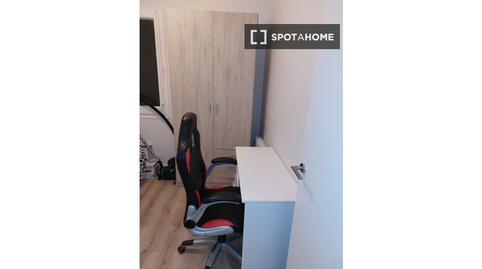 Photo 3 of Flat to share in Roquetes - Can Magí, Sant Cugat del Vallès