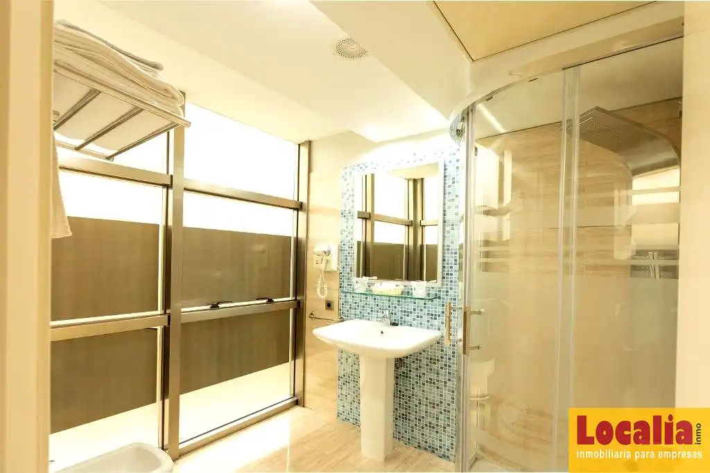 Baño de Edificio en venta en Torrelavega 