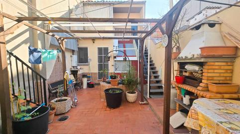 Foto 3 de Casa adosada en venda a Ajuntament-Maragall, Barcelona