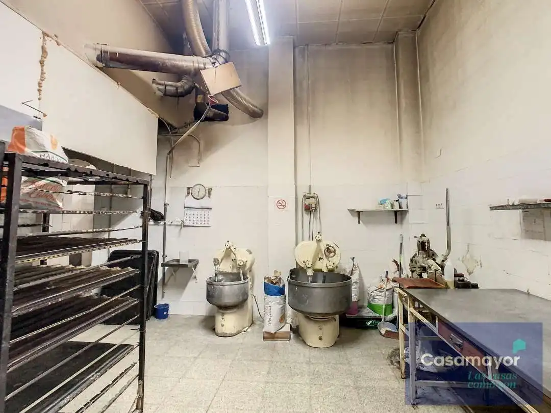 Local comercial en venda a Carrer del Tucuman, imagen 7