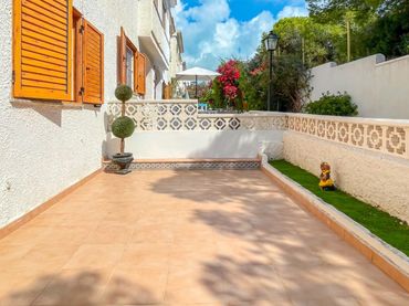 Casa a schiera con balcone in vendita a Orihuela Costa