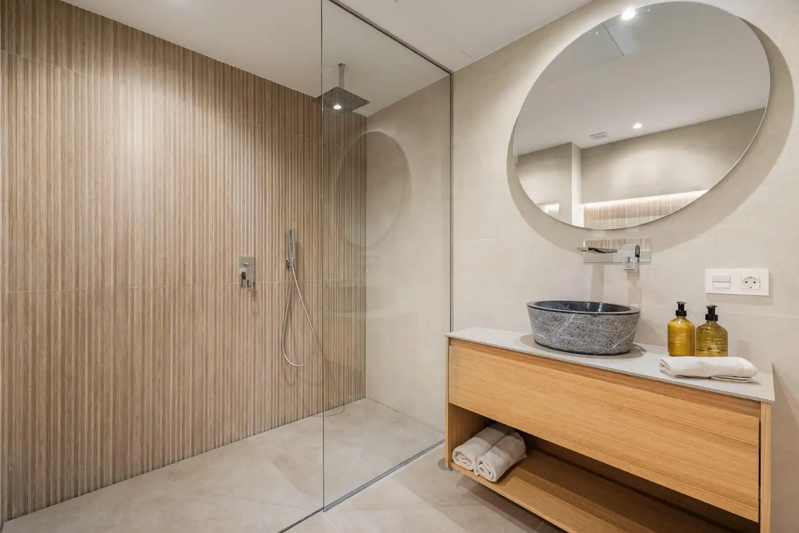 Apartament amb piscina en venda a Calle REAL-NVA ANDALUCIA D, imagen 13