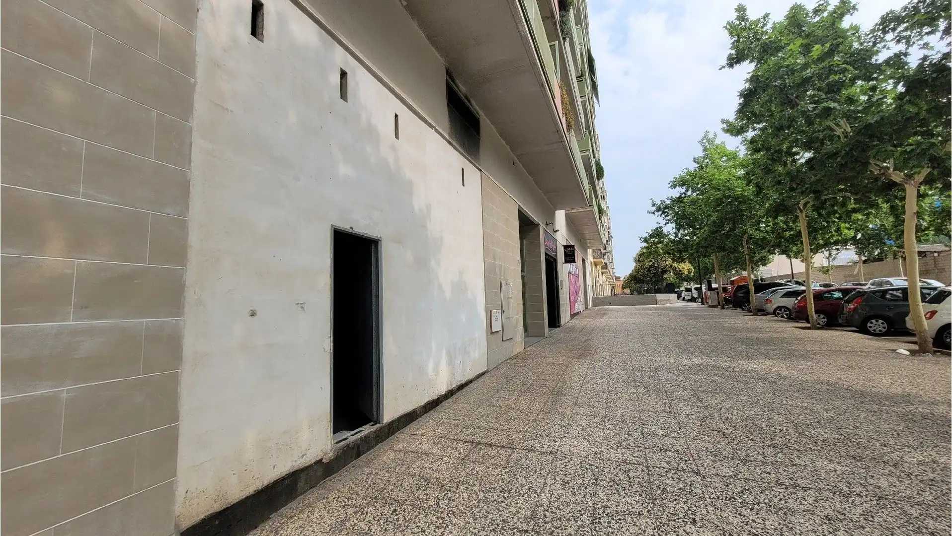 Vista exterior de Local en venda en Zaragoza