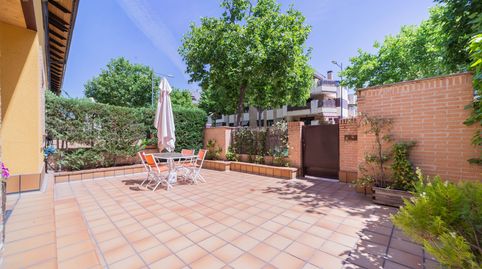 Foto 5 von Einfamilien-Reihenhaus zum Verkauf in Calle Mariano Barbacid, Viñas Viejas, Boadilla del Monte