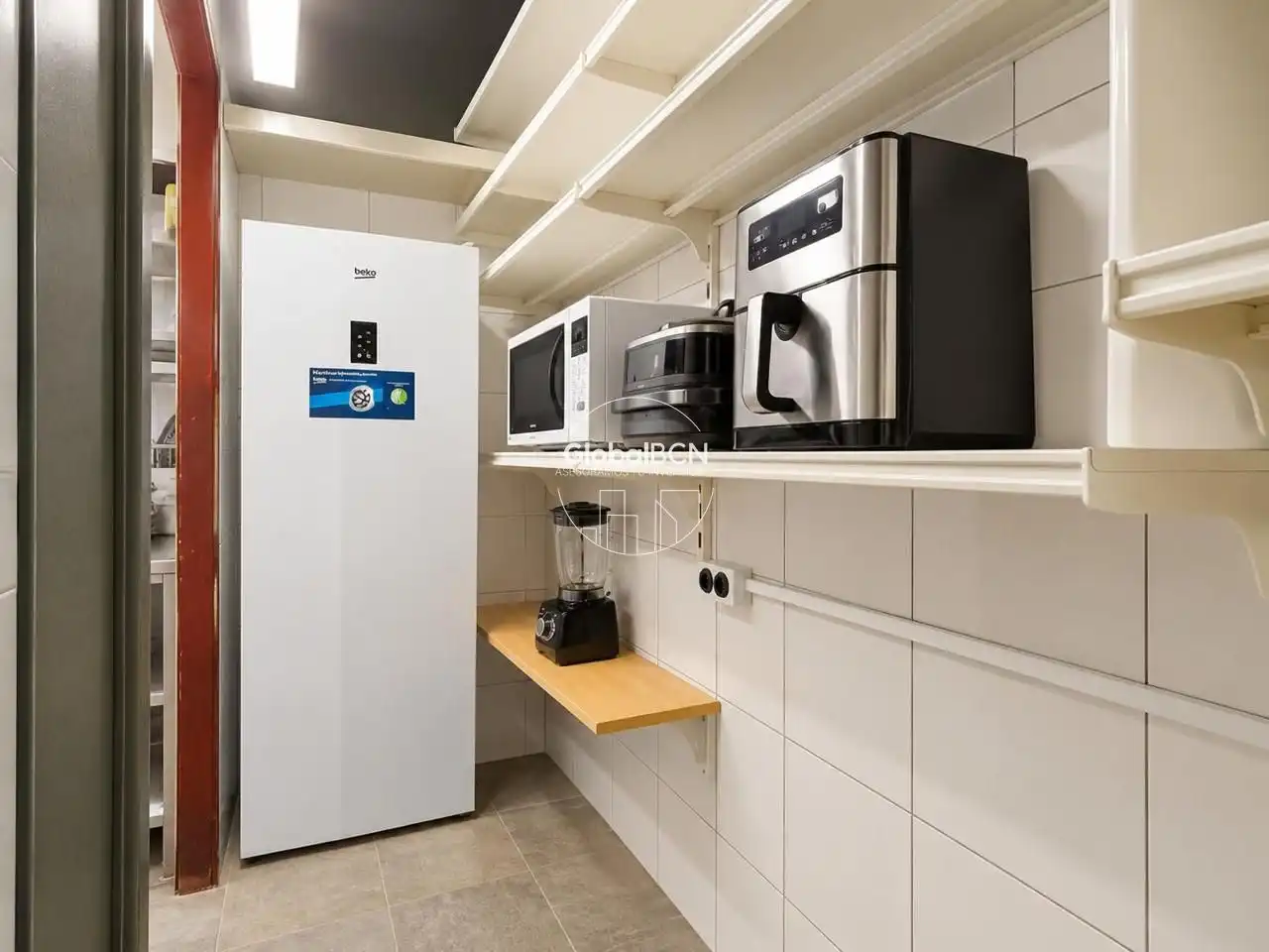 Business premises for transfer in calle de Pau Alsina, imagen 10