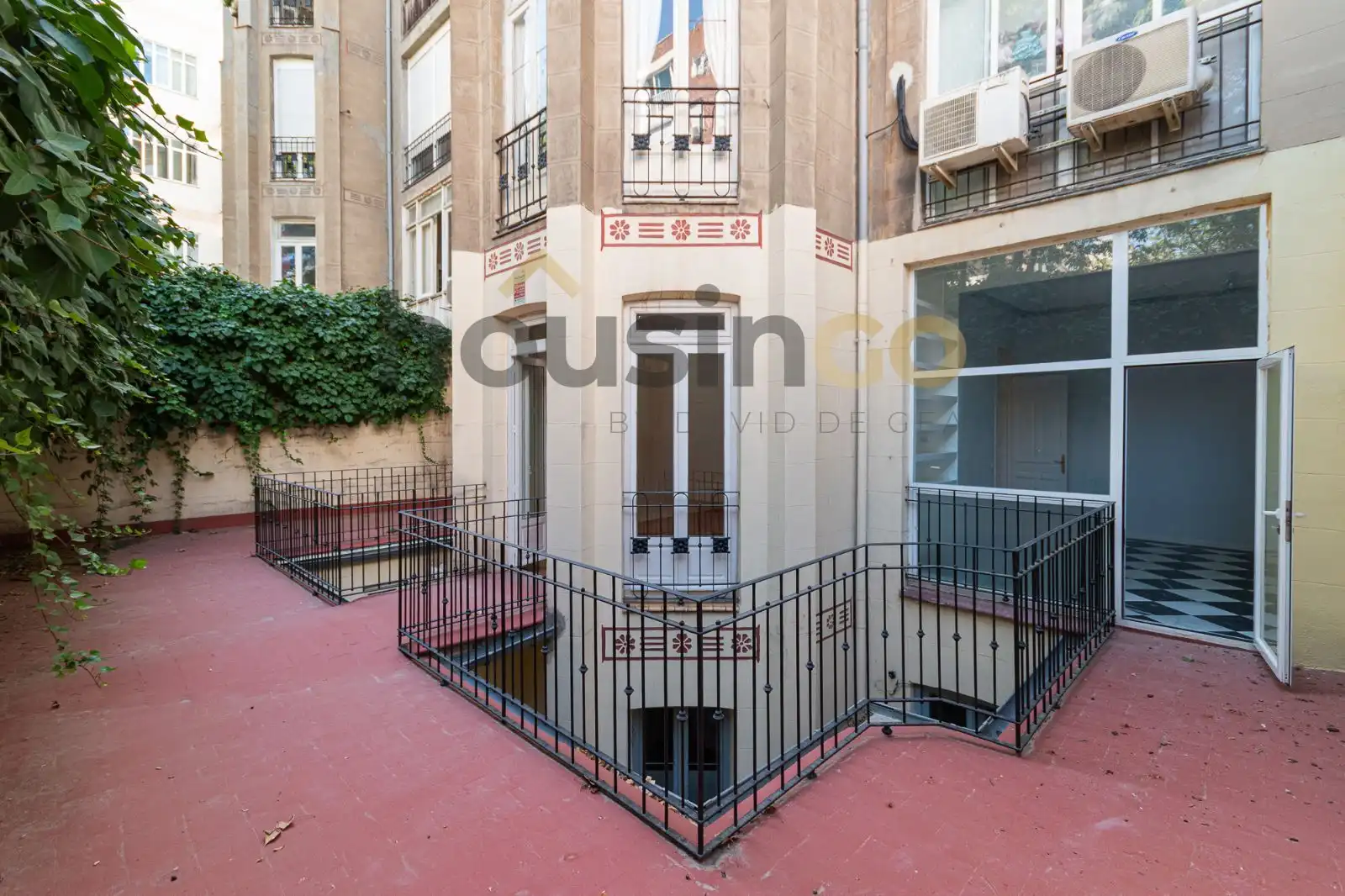 Exterior view of Flat for rent in Madrid  with Heating, Terrace and Oven